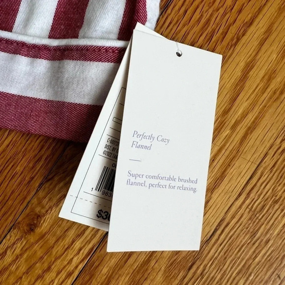 Pajamas top - Picture 2 of 5